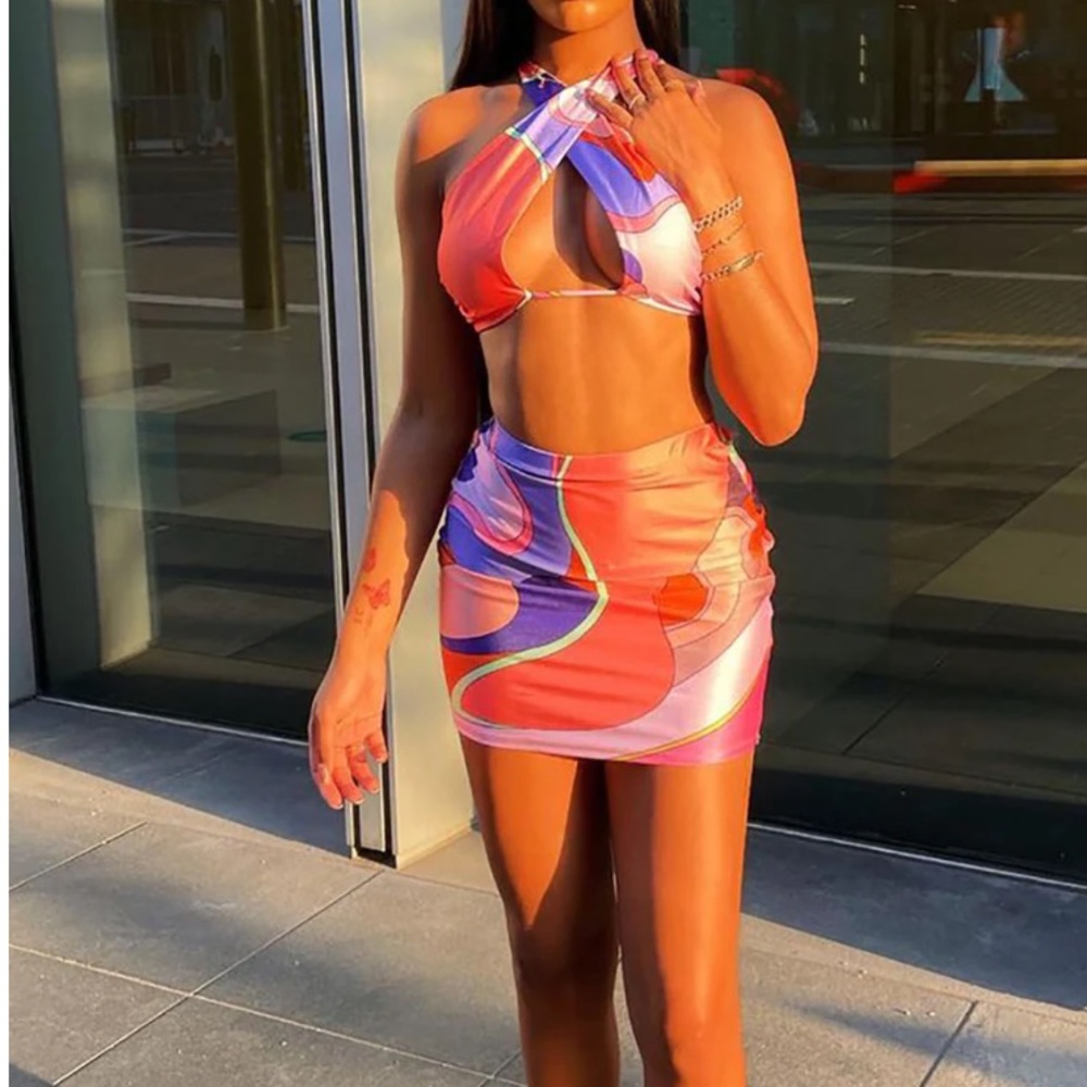 NWT Fashion Nova Psychedelic Fantasy Mini Skirt And Top Set - Pink/Combo